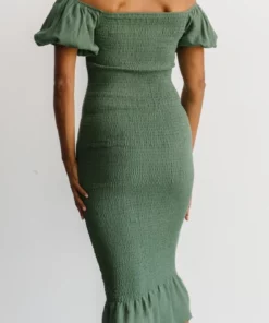 RR Dresses Alana Smocked Midi Dress | Green 9 RR Dresses Alana Smocked Midi Dress | Green
