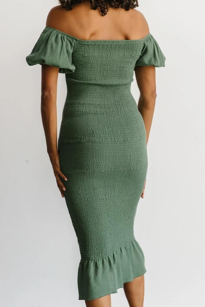 RR Dresses Alana Smocked Midi Dress | Green 3 RR Dresses Alana Smocked Midi Dress | Green