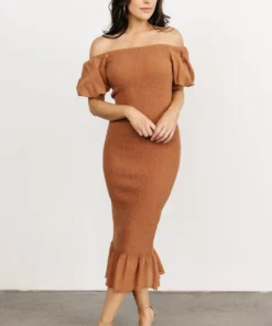 RR Alana Smocked Midi Dress | Mocha