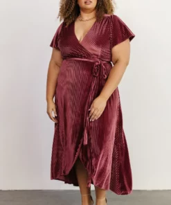 BB Custom Andi Ribbed Velvet Wrap Dress | Dark Rose