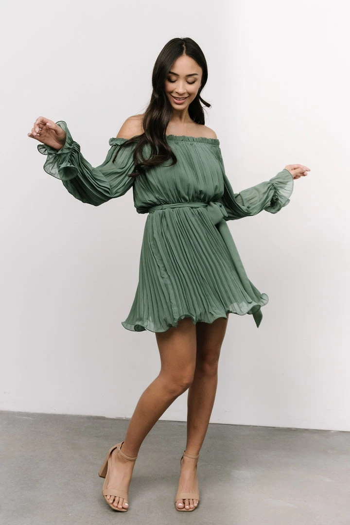 FT Aubrey Off Shoulder Pleated Mini Dress | Green 9 FT Aubrey Off Shoulder Pleated Mini Dress | Green
