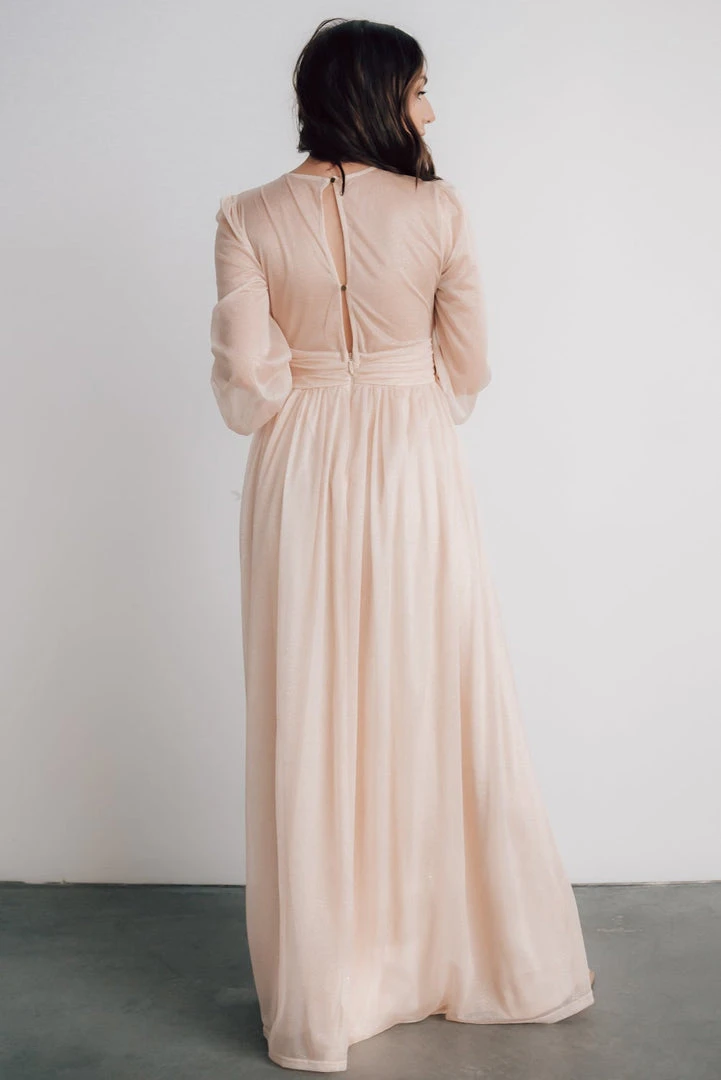 Soi Dresses Azariah Shimmer Maxi Dress | Champagne 4 Soi Dresses Azariah Shimmer Maxi Dress | Champagne