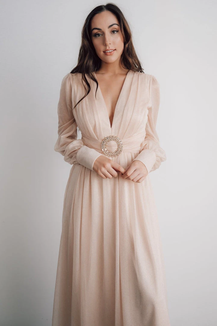 Soi Dresses Azariah Shimmer Maxi Dress | Champagne 7 Soi Dresses Azariah Shimmer Maxi Dress | Champagne