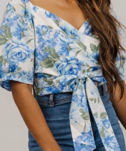 SL Tops Benz Crop Top | White + Blue Floral