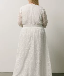 BB Custom Bridget Textured Maxi Dress | White Dresses