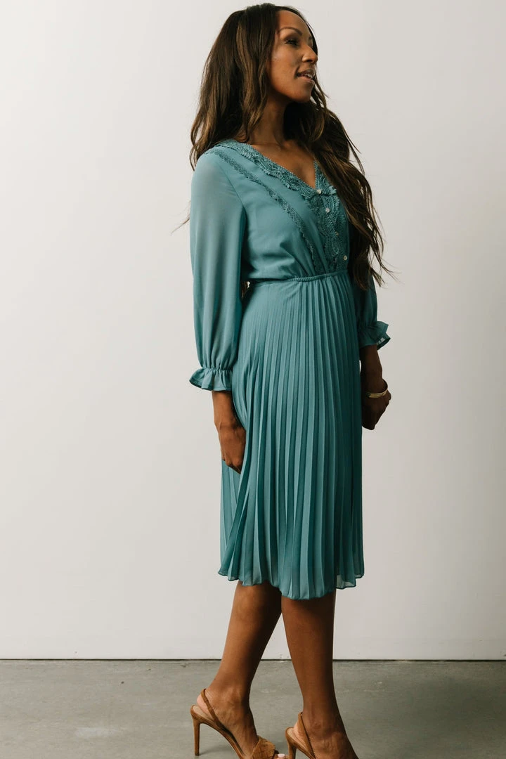 POL Brinley Pleated Dress | Blue Dresses 4 POL Brinley Pleated Dress | Blue Dresses