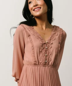 POL Dresses Brinley Pleated Dress | Dusty Mauve 17 POL Dresses Brinley Pleated Dress | Dusty Mauve