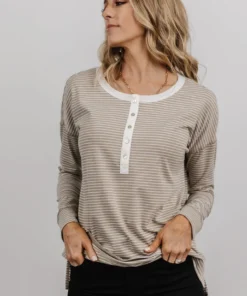 IL Casey Henley Long Sleeve Top | Taupe 11 IL Casey Henley Long Sleeve Top | Taupe