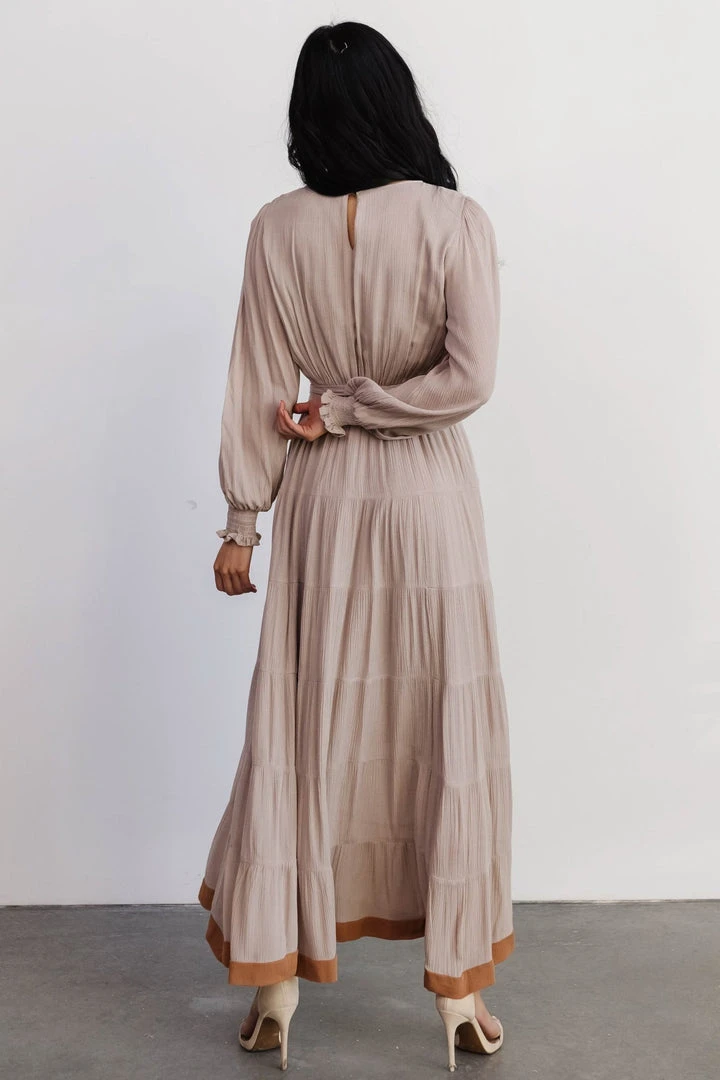 IL Dresses Colbie Tiered Maxi Dress | Taupe 5 IL Dresses Colbie Tiered Maxi Dress | Taupe