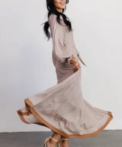 IL Dresses Colbie Tiered Maxi Dress | Taupe 16 IL Dresses Colbie Tiered Maxi Dress | Taupe