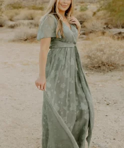RR Faye Maxi Dress | Eucalyptus Dresses 16 RR Faye Maxi Dress | Eucalyptus Dresses