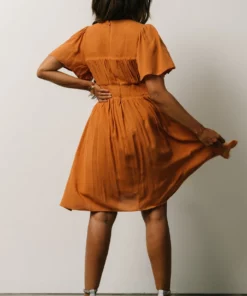 IL Fiona Pintuck Pleat Mini Dress | Camel