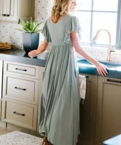 BB Custom Jennifer Deep V Maxi Dress | Sage Dresses