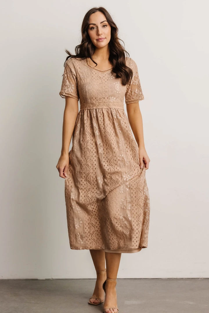 POL Dresses Kody Lace Dress | Sand 3 POL Dresses Kody Lace Dress | Sand