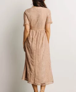 POL Dresses Kody Lace Dress | Sand 14 POL Dresses Kody Lace Dress | Sand
