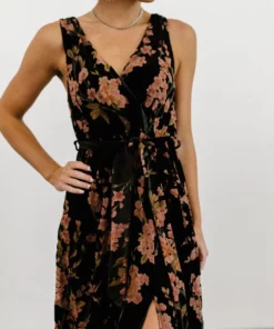 BB Custom Dresses Lennon Velvet Maxi Dress | Black Floral
