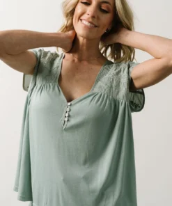 IL Lindley Embroidery Top | Dusty Sage