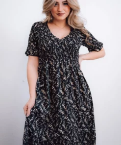 POL Lotta Smocked Maxi Dress | Black Floral Dresses