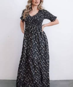 POL Lotta Smocked Maxi Dress | Black Floral Dresses