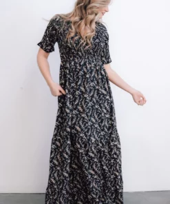 POL Lotta Smocked Maxi Dress | Black Floral Dresses
