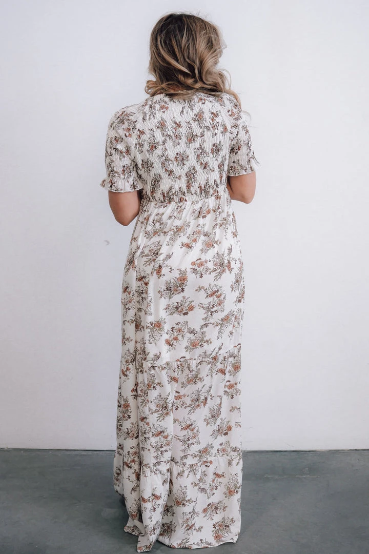 POL Lotta Smocked Maxi Dress | White Floral Dresses 9 POL Lotta Smocked Maxi Dress | White Floral Dresses