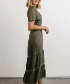 POL Lumi Tiered Maxi Dress | Dusty Green Dresses 11 POL Lumi Tiered Maxi Dress | Dusty Green Dresses