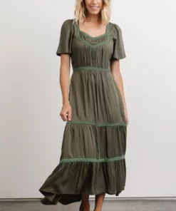 POL Lumi Tiered Maxi Dress | Dusty Green Dresses 10 POL Lumi Tiered Maxi Dress | Dusty Green Dresses