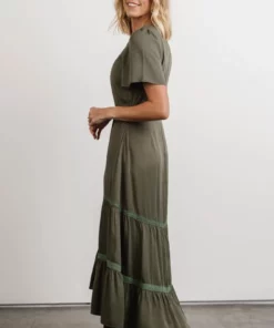 POL Lumi Tiered Maxi Dress | Dusty Green Dresses 13 POL Lumi Tiered Maxi Dress | Dusty Green Dresses