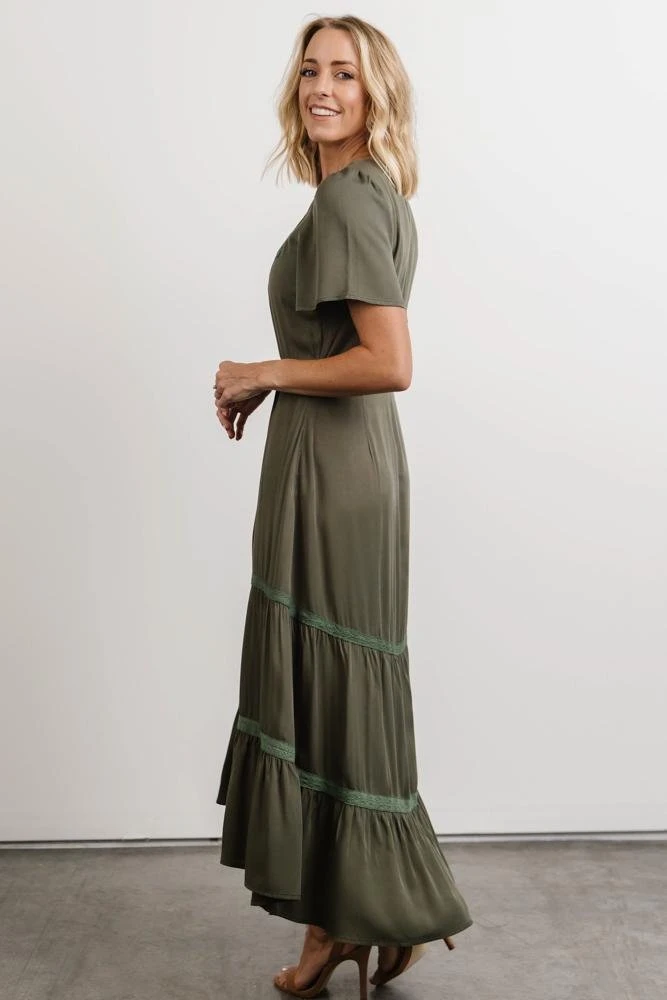 POL Lumi Tiered Maxi Dress | Dusty Green Dresses 6 POL Lumi Tiered Maxi Dress | Dusty Green Dresses