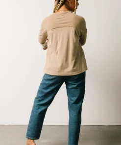 IL Mary Long Sleeve Pocket Top | Sand Tops
