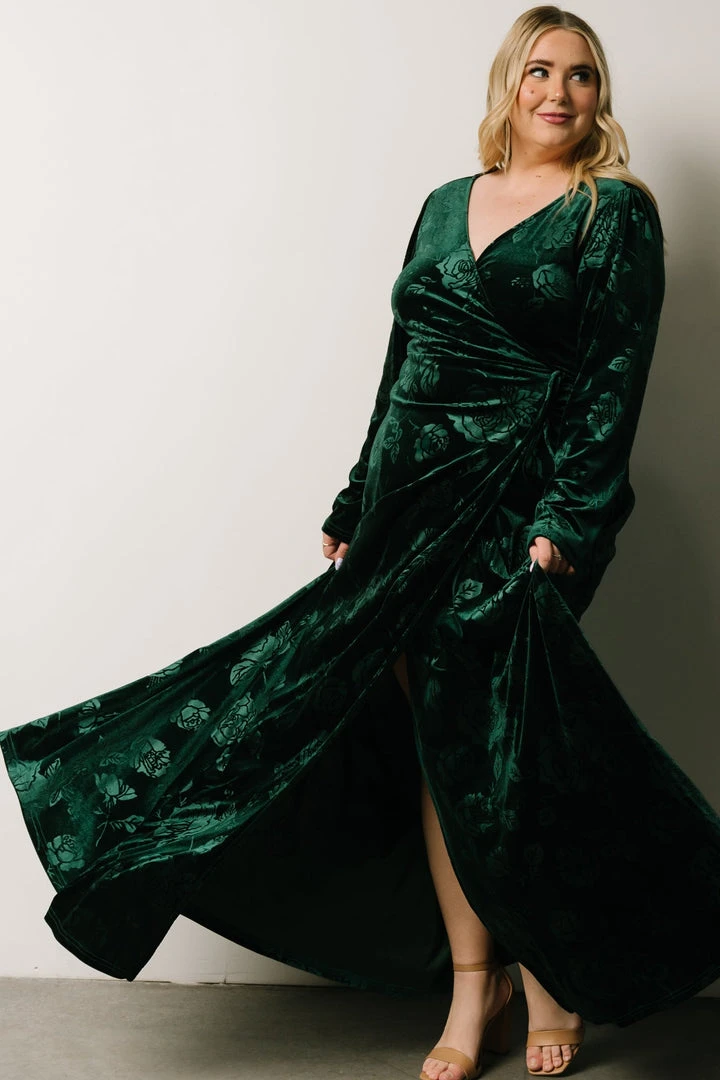 BB Custom Maxi Dresses Matthews Embossed Velvet Maxi Dress | Emerald 2 BB Custom Maxi Dresses Matthews Embossed Velvet Maxi Dress | Emerald