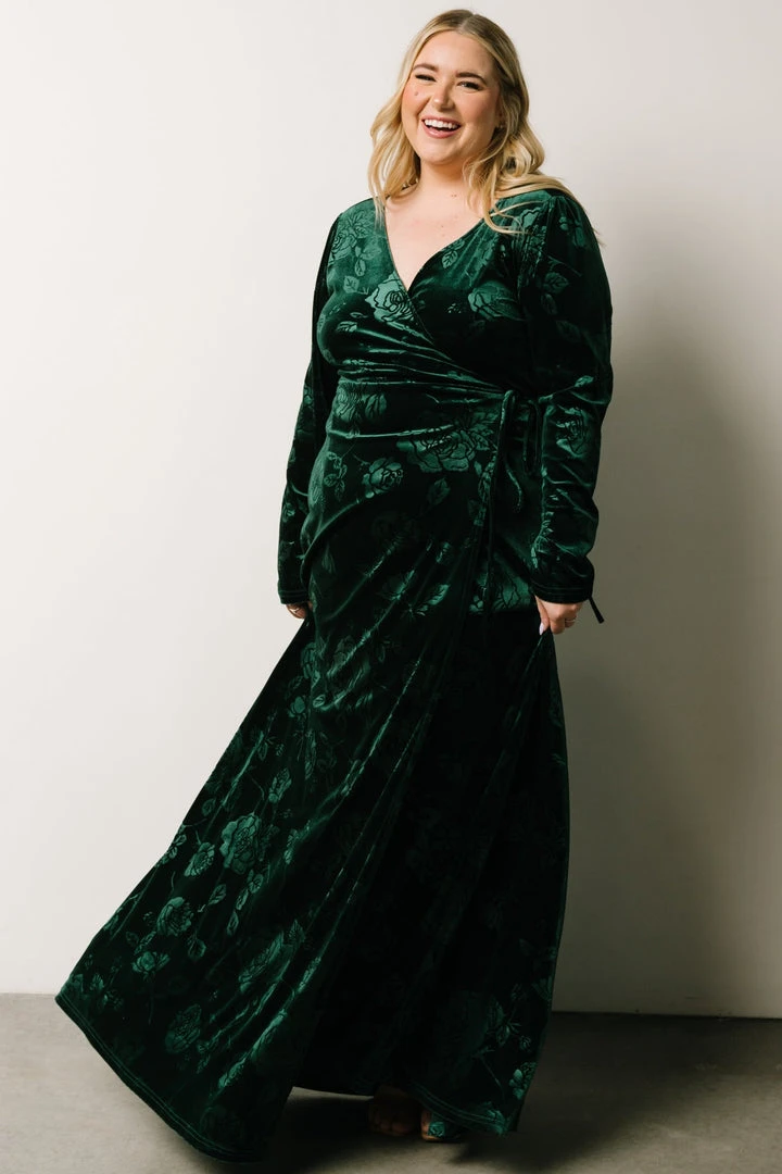 BB Custom Maxi Dresses Matthews Embossed Velvet Maxi Dress | Emerald 1 BB Custom Maxi Dresses Matthews Embossed Velvet Maxi Dress | Emerald