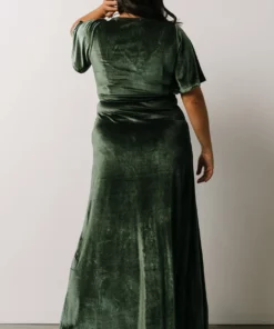 BB Custom Dresses Meghan Velvet Wrap Maxi Dress | Deep Green 23 BB Custom Dresses Meghan Velvet Wrap Maxi Dress | Deep Green