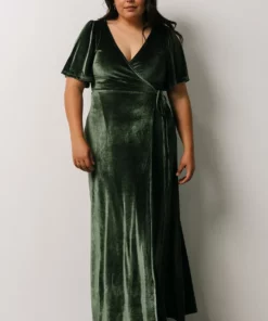 BB Custom Dresses Meghan Velvet Wrap Maxi Dress | Deep Green 24 BB Custom Dresses Meghan Velvet Wrap Maxi Dress | Deep Green
