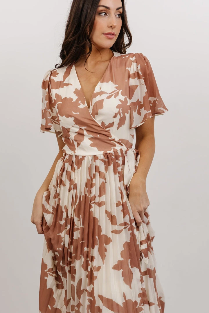Soi Ranier Pleated Wrap Maxi Dress | Rosy Brown Print 2 Soi Ranier Pleated Wrap Maxi Dress | Rosy Brown Print