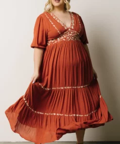 IL Santa Fe Embroidered Dress | Rust