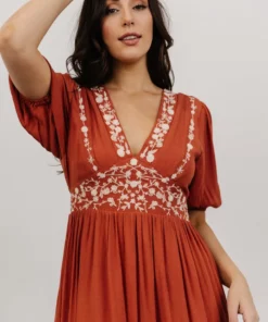 IL Santa Fe Embroidered Dress | Rust