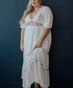 IL Santa Fe Embroidered Dress | White Dresses