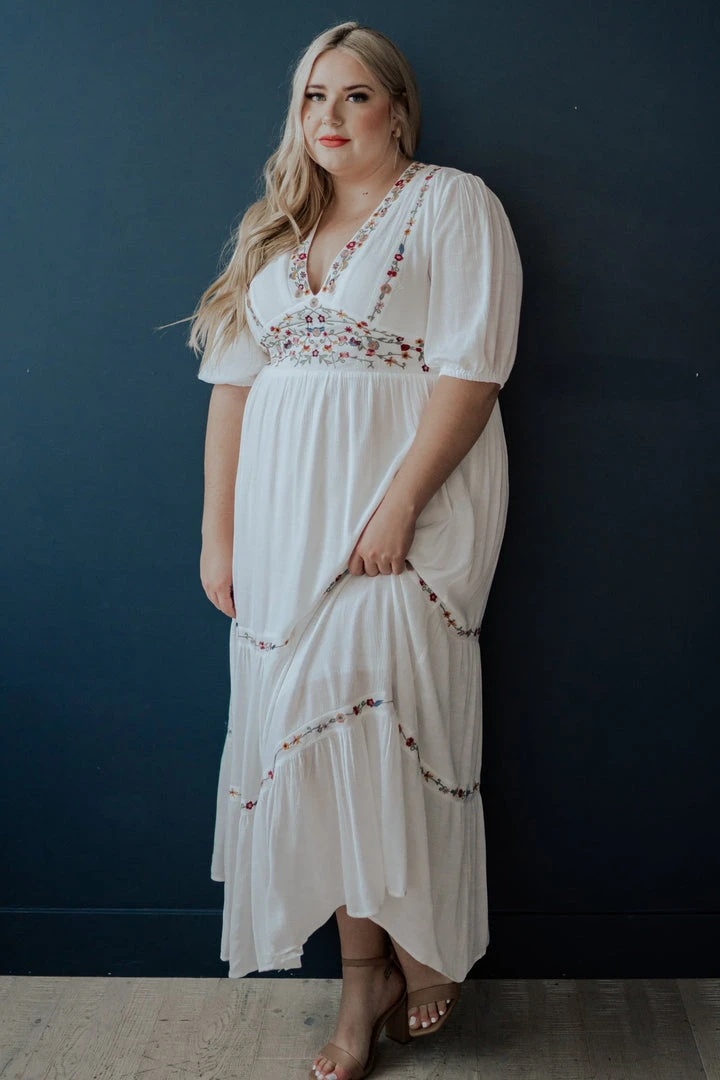 IL Santa Fe Embroidered Dress | White Dresses 2 IL Santa Fe Embroidered Dress | White Dresses