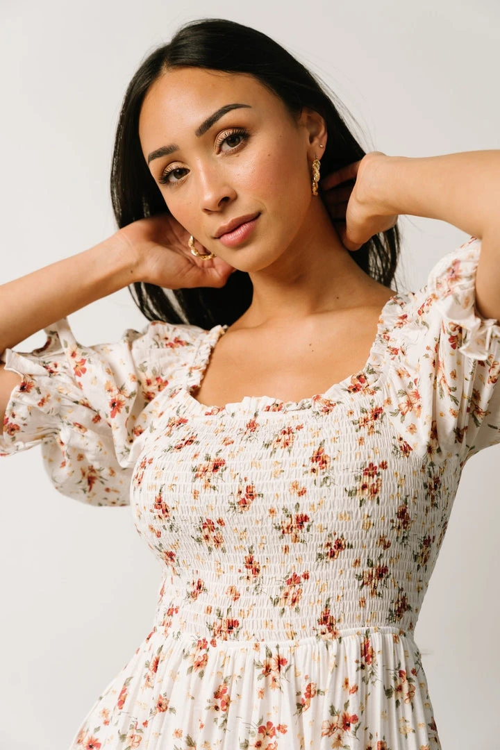 POL Sariah Smocked Midi Dress | Ivory Floral 9 POL Sariah Smocked Midi Dress | Ivory Floral