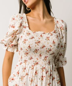 POL Sariah Smocked Midi Dress | Ivory Floral 16 POL Sariah Smocked Midi Dress | Ivory Floral