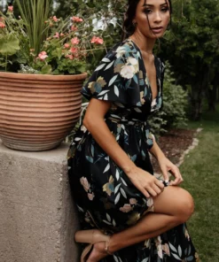 BB Custom Sicily Satin Maxi Dress | Black Floral Dresses