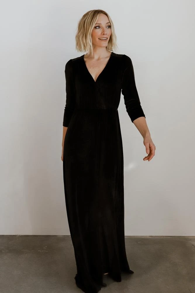 BB Custom Sofia Velvet Maxi Dress | Black Dresses 6 BB Custom Sofia Velvet Maxi Dress | Black Dresses