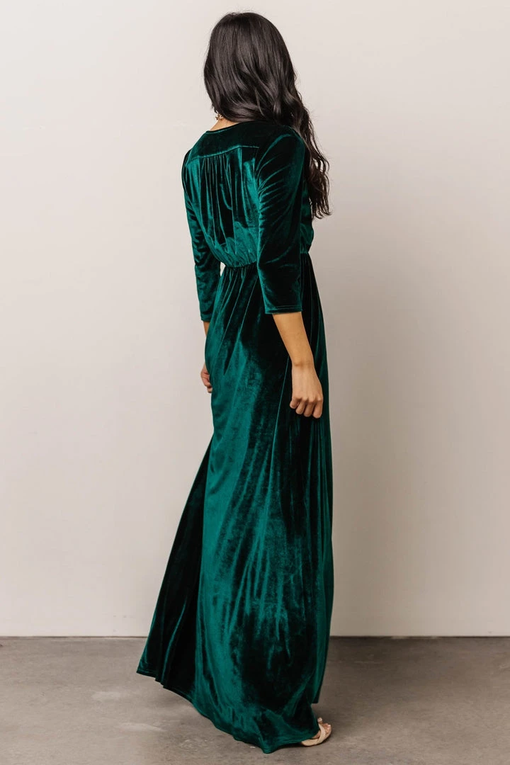 BB Custom Dresses Sofia Velvet Maxi Dress | Emerald 3 BB Custom Dresses Sofia Velvet Maxi Dress | Emerald