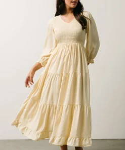 POL Dresses Tarryn Smocked Midi Dress | Light Yellow Floral