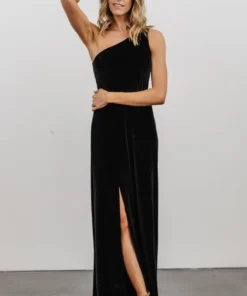 BB Custom Tatiana Velvet One Shoulder Maxi Dress | Black 16 BB Custom Tatiana Velvet One Shoulder Maxi Dress | Black