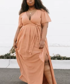 RR Vaughnie Maxi Dress | Light Copper Dresses