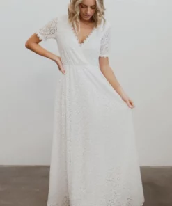 RR Dresses Venice Lace Maxi Dress | White 18 RR Dresses Venice Lace Maxi Dress | White