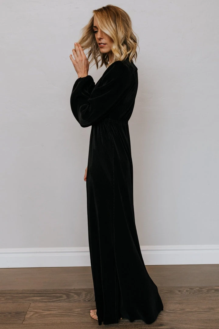 BB Custom Dresses Venus Pleated Maxi Dress | Black 6 BB Custom Dresses Venus Pleated Maxi Dress | Black