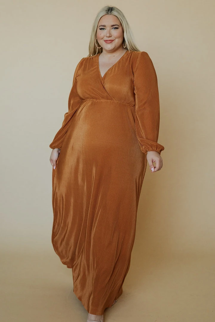 BB Custom Venus Pleated Maxi Dress | Saffron Dresses 10 BB Custom Venus Pleated Maxi Dress | Saffron Dresses